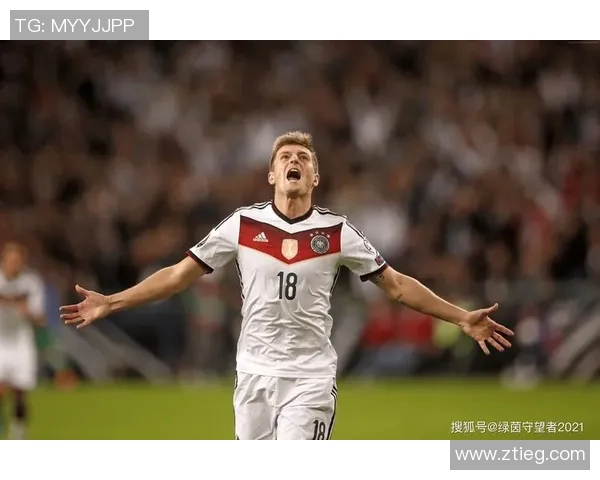 探索ez足球的魅力与技术提升之路，助你成为足球场上的明星球员